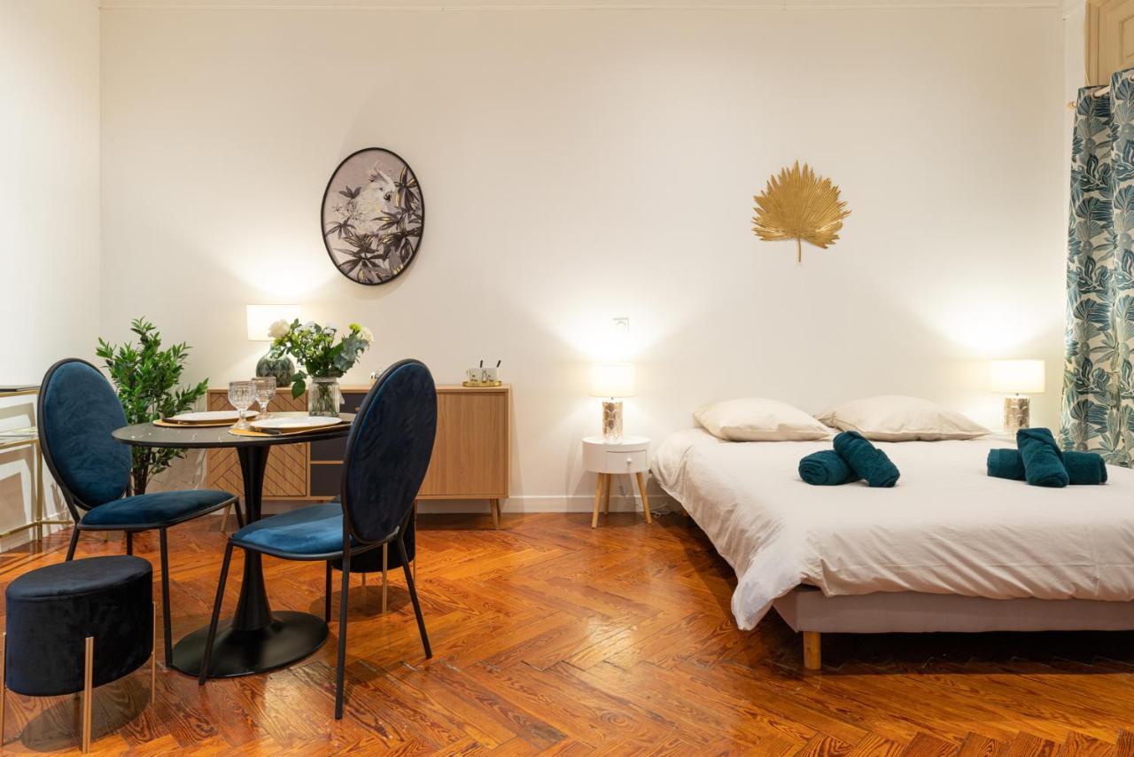 Apartment Ancien Palace Bernascon Vue Sur Classe 3 Etoiles *