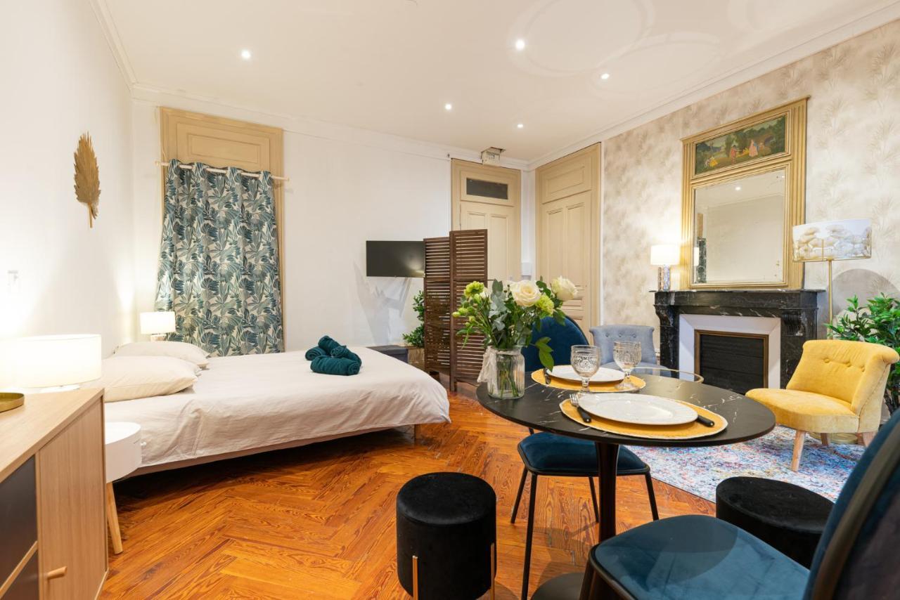 Ancien Palace Bernascon Vue Sur Classe 3 Etoiles Apartment *