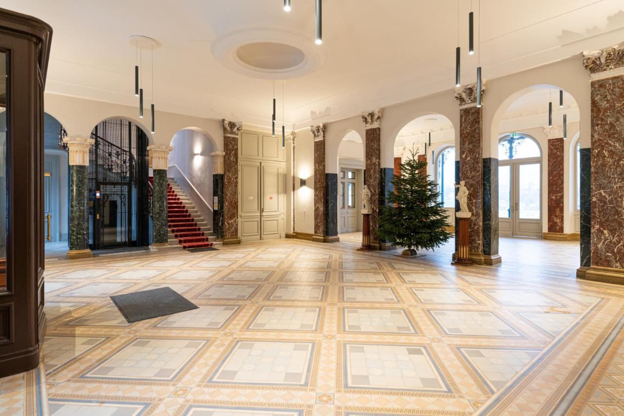 Ancien Palace Bernascon Vue Sur Classe 3 Etoiles